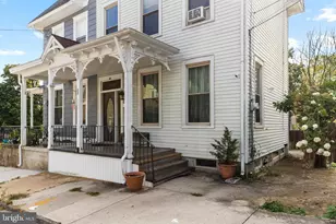 118 Pearl St, Mount Holly, NJ 08060 - Photo 2