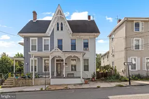 118 Pearl St, Mount Holly, NJ 08060 - Photo 1