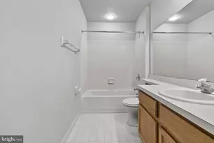 203 Saxony Dr, Mount Laurel, NJ 08054 - Photo 22