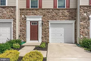 58 Benford Ln, Edgewater Park, NJ 08010 - Photo 4