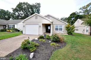 41 New Castle Dr, Southampton, NJ 08088 - Photo 1