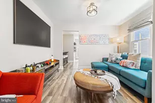 12 E Burlington St, Bordentown, NJ 08505 - Photo 6