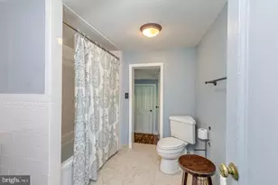 660 S Church St, Mount Laurel, NJ 08054 - Photo 36