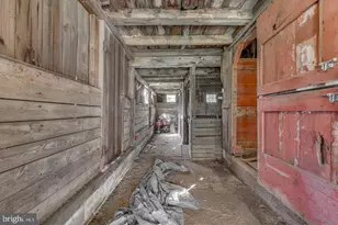 660 S Church St, Mount Laurel, NJ 08054 - Photo 50