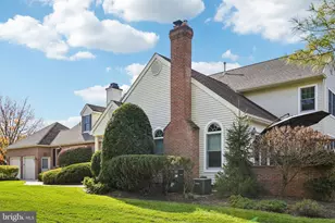 437 Windrow Clusters Dr, Moorestown, NJ 08057 - Photo 4