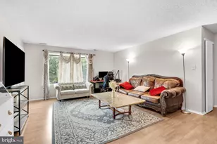 4610 Aberdeen Dr, Mount Laurel, NJ 08054 - Photo 4