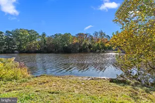402 W Lakeshore Dr, Browns Mills, NJ 08015 - Photo 36