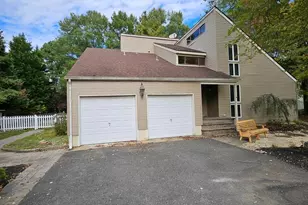 120 Bracken Rd, Medford, NJ 08055 - Photo 2