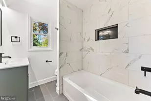 726 Smith Ln, Mount Holly, NJ 08060 - Photo 14