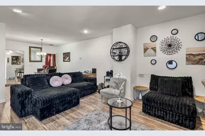 34 W Pearl Street, Burlington, NJ 08016 - Photo 2