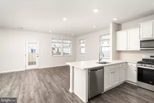 59 Peregrine Way, Burlington, NJ 08016 - Photo 8