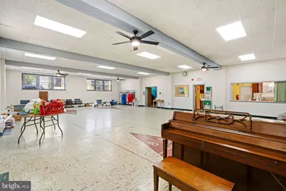 201 Broad Street, Florence, NJ 08518 - Photo 32
