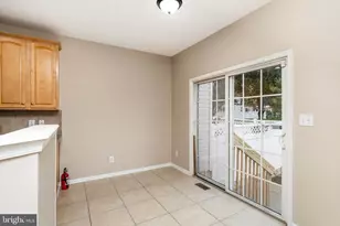 35 Farmington Ct, Bordentown, NJ 08505 - Photo 18