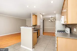 35 Farmington Ct, Bordentown, NJ 08505 - Photo 12