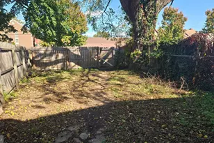 317 Penn St, Burlington, NJ 08016 - Photo 14