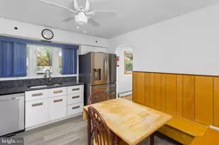 816 E, Bordentown, NJ 08505 - Photo 6