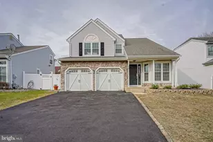 16 Mystic Way, Burlington, NJ 08016 - Photo 2