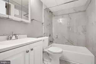 25 S Church Rd, Maple Shade, NJ 08052 - Photo 16