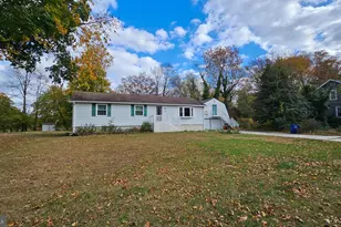 53 Chesterfield Crosswicks Rd, Chesterfield, NJ 08515 - Photo 4