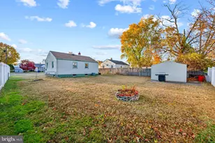 610 Lee Ave, Beverly, NJ 08010 - Photo 22