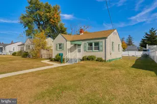 610 Lee Ave, Beverly, NJ 08010 - Photo 2
