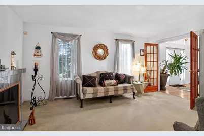 3 Horseshoe Drive, Burlington, NJ 08016 - Photo 4