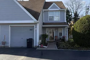 184 Birch Hollow Dr, Bordentown, NJ 08505 - Photo 1
