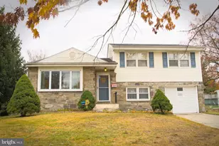 322 Boxwood Ln, Cinnaminson, NJ 08077 - Photo 1
