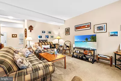 19 Vaughn Way, Burlington, NJ 08016 - Photo 10