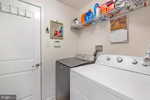 19 Vaughn Wy, Burlington, NJ 08016 - Photo 32