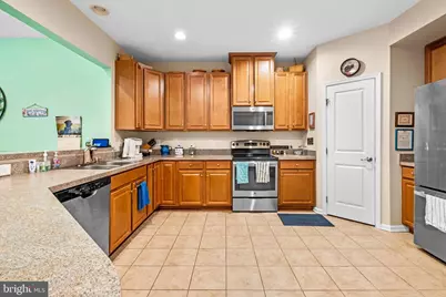 19 Vaughn Way, Burlington, NJ 08016 - Photo 14