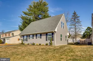 21 Berkshire Ln, Willingboro, NJ 08046 - Photo 2