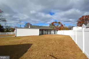 1000 Cooper St, Edgewater Park, NJ 08010 - Photo 28