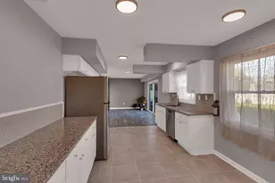 32 Exton Ln, Willingboro, NJ 08046 - Photo 18