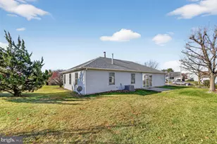 8 Raven Ct, Mount Laurel, NJ 08054 - Photo 14