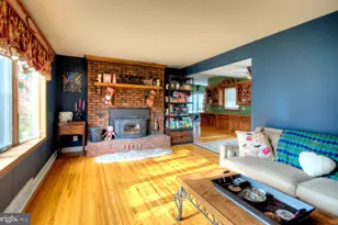 10 Linden Rd, Bordentown, NJ 08505 - Photo 16