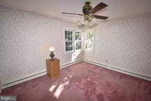 891 E 3rd Street E, Florence, NJ 08518 - Photo 18