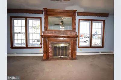 891 E 3rd Street E, Florence, NJ 08518 - Photo 8