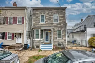 365 Prince St, Bordentown, NJ 08505 - Photo 2