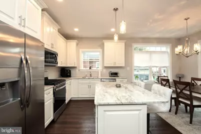 258 Elm Ave, Burlington, NJ 08016 - Photo 6