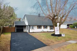 5 Perennial Ln, Willingboro, NJ 08046 - Photo 2