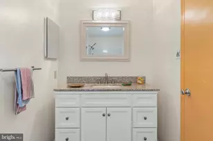 2 Woodlake Dr, Marlton, NJ 08053 - Photo 22