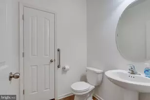 49 Creekside Wy, Burlington, NJ 08016 - Photo 12