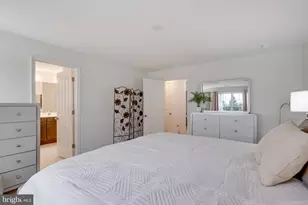 49 Creekside Wy, Burlington, NJ 08016 - Photo 14