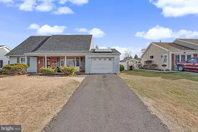 15 Gaylord Circle, Willingboro, NJ 08046 - Photo 2