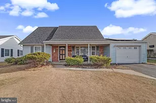 15 Gaylord Cir, Willingboro, NJ 08046 - Photo 4