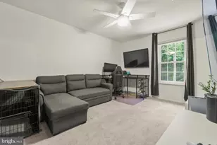 8 Orangewood Ln, Burlington, NJ 08016 - Photo 14