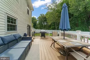 8 Orangewood Ln, Burlington, NJ 08016 - Photo 16
