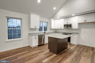 48 Pine St, Beverly, NJ 08010 - Photo 1