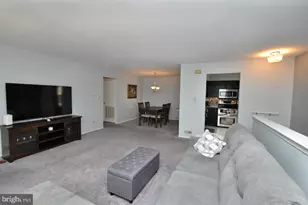 4204 Adelaide Dr, Mount Laurel, NJ 08054 - Photo 6